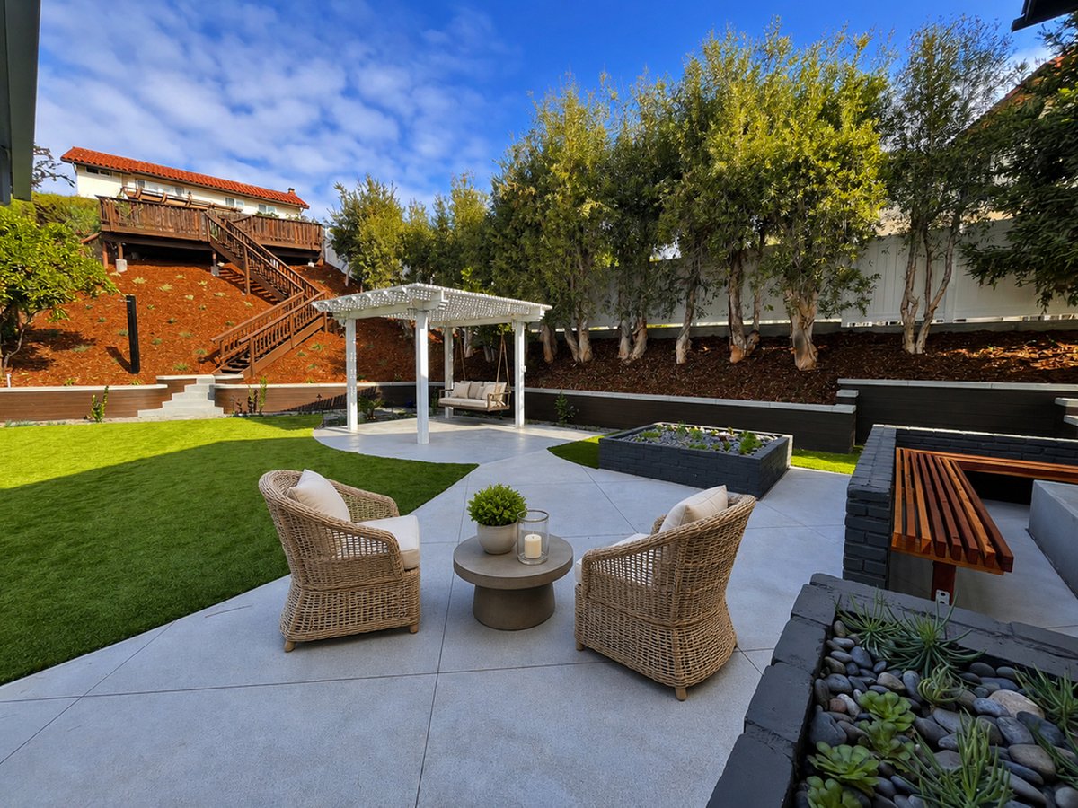 EcoDesignSD project — pergola swing and lush turf lawn patio